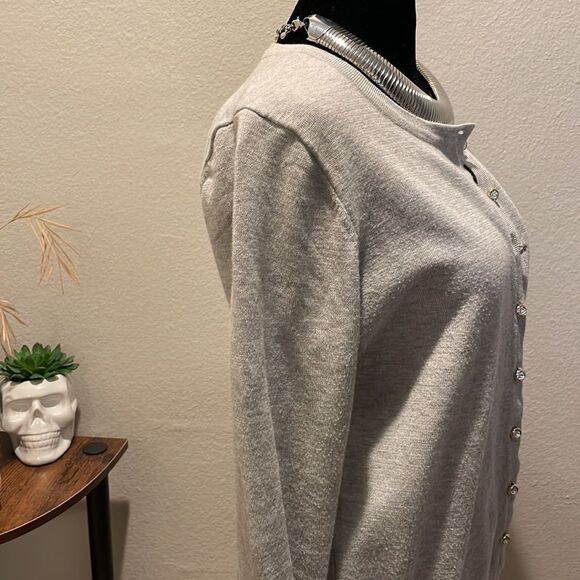 Premise | Button Up Cardigan - Picture 4 of 11